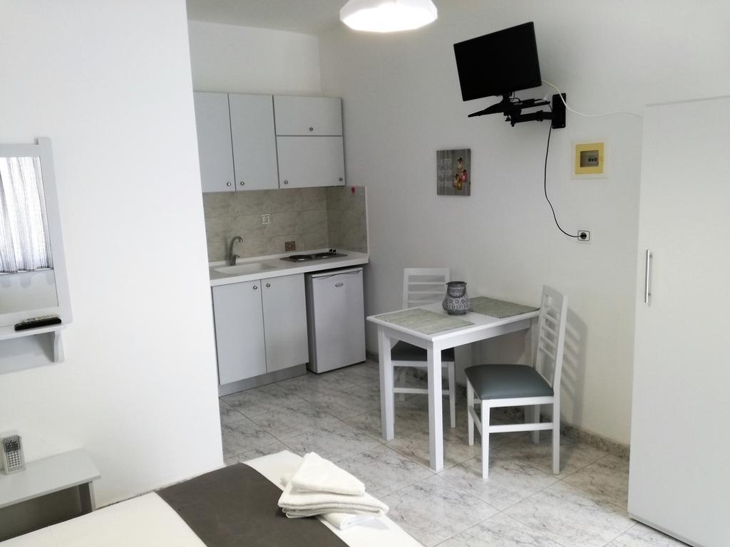 Venus De Milo Apartment Adamantas  Exterior foto